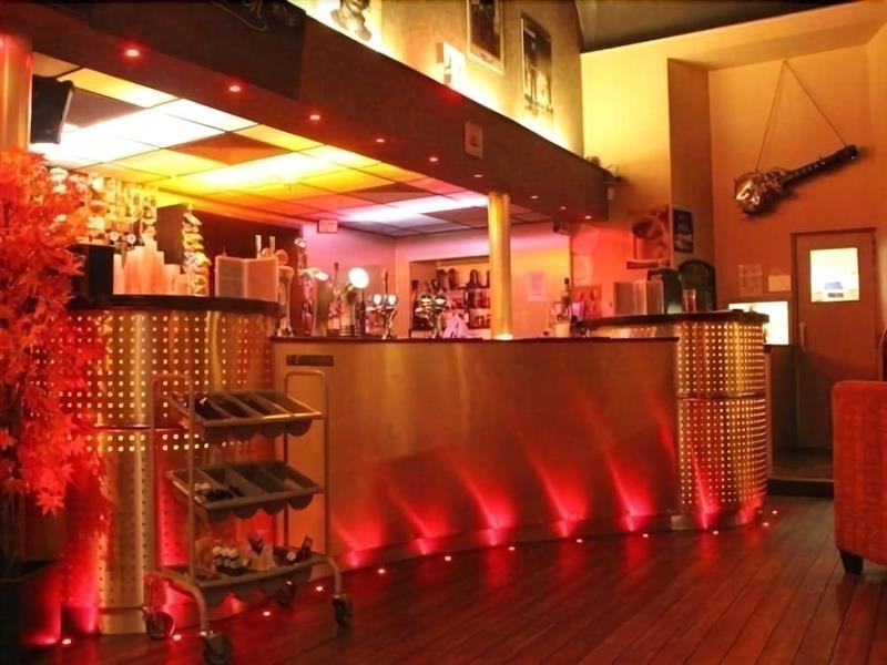 The Inn @ Y-Not Терсо Екстериор снимка